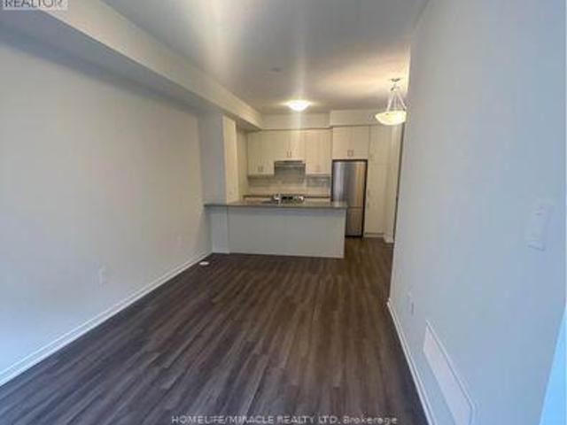 apartment at 81 39 HONEYCRISP CRESCENT, Vaughan, Ontario, L4K0N6