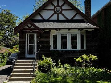 apartment at 81 HUMEWOOD DRIVE, Toronto, Ontario, M6C2W3