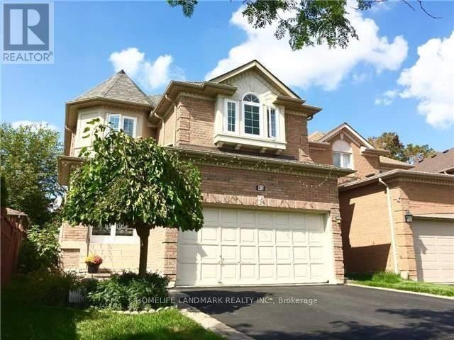 apartment at 82 CANYON HILL AVENUE, Richmond Hill, Ontario, L4C0E1