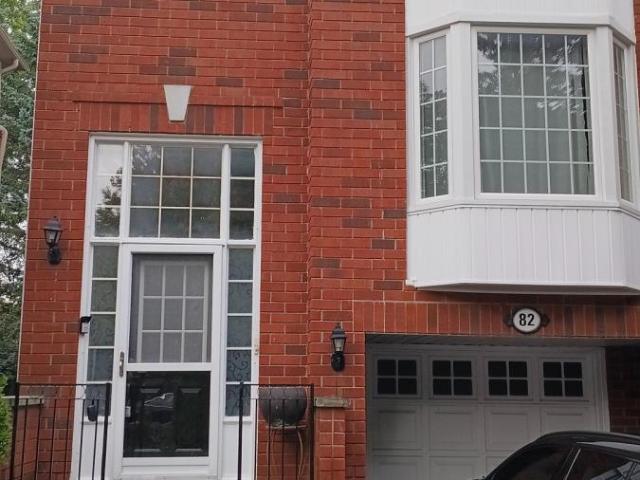 apartment at 82 MOSAICS AVENUE