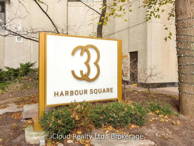 apartment at 837 – 33 HARBOUR SQUARE