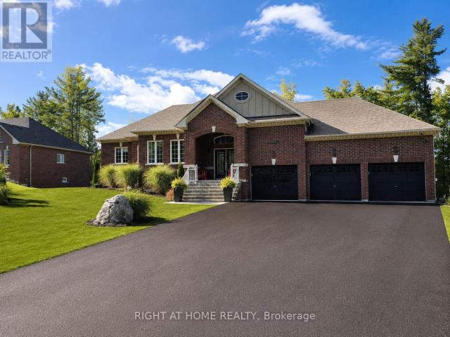 apartment at 84 DIAMOND VALLEY DRIVE, Oro Medonte, Ontario, L0L2E0