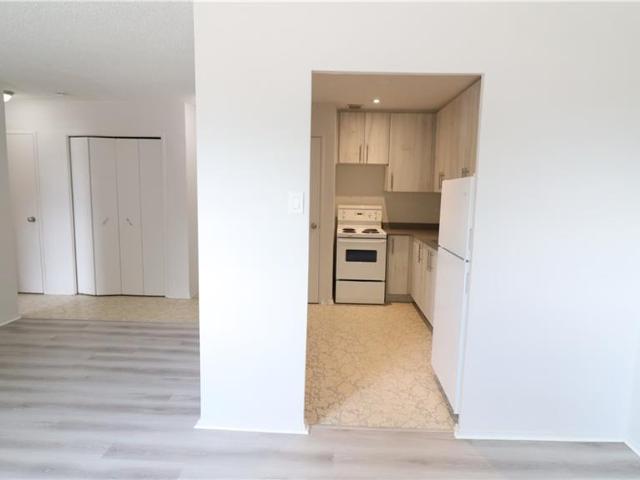 apartment at 84 SECOND Street Unit# 102, Orangeville, Ontario, L9W2C3