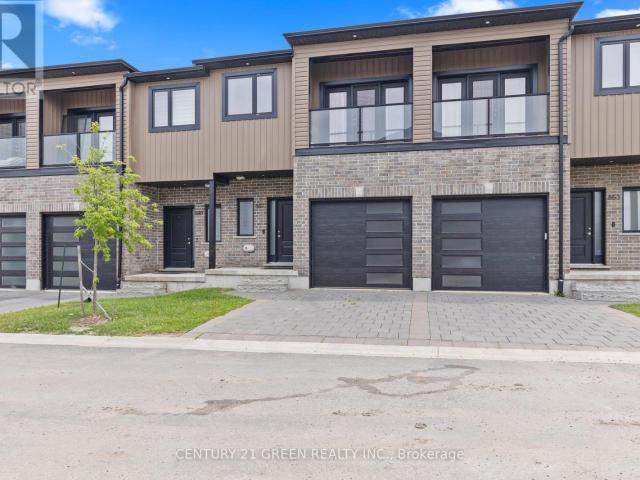 apartment at 851 SARNIA ROAD