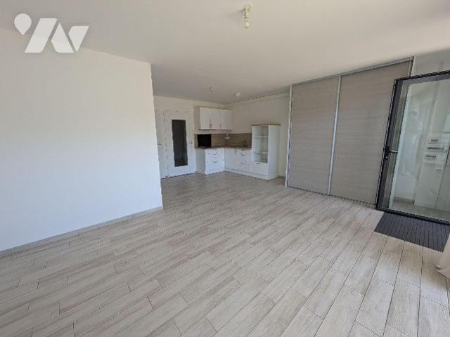 Apartment at 85 Herbiers, LES HERBIERS, 85500, France