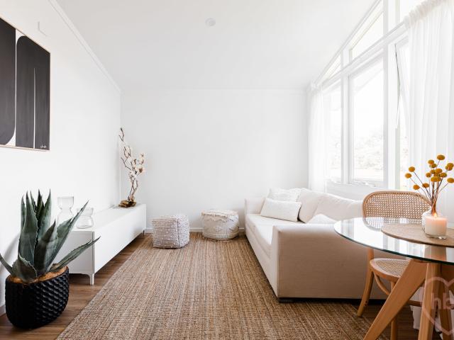 apartment at 8/64 Knox Street