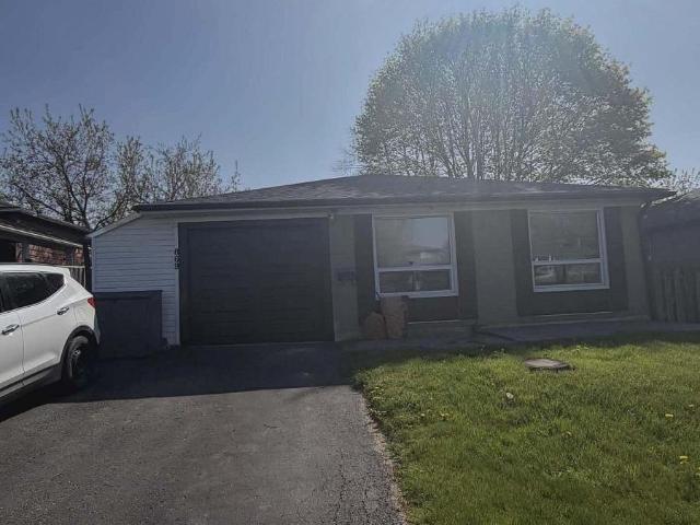 apartment at 869 GRENOBLE BOULEVARD E, Pickering, Ontario, L1W1T7