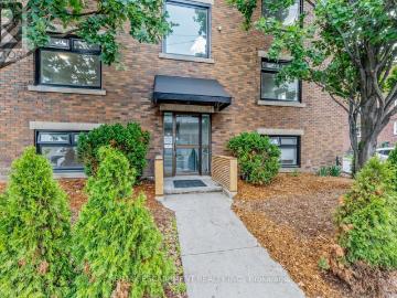 Stinson, Hamilton, Ontario, Ontario - Parking