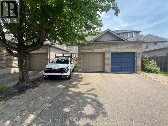 apartment at 8 BAFFIN COURT, Richmond Hill, Ontario, L4B4J7