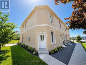 apartment at 8 BROCK STREET, Hamilton, Ontario, L8L4L4
