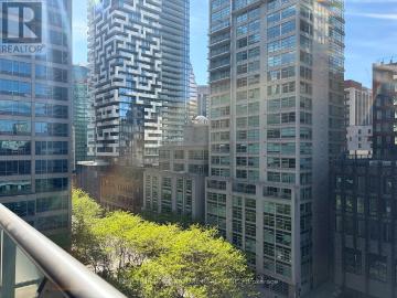 apartment at 905 – 33 LOMBARD STREET