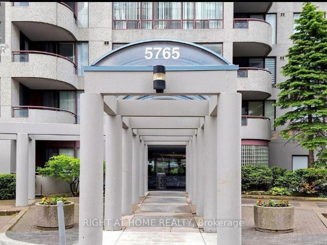 apartment at 905 5765 YONGE STREET N, Toronto, Ontario, M2M4H9