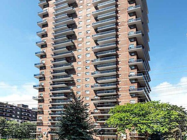 apartment at 906 70 PARK STREET E, Mississauga, Ontario, L5G1M5