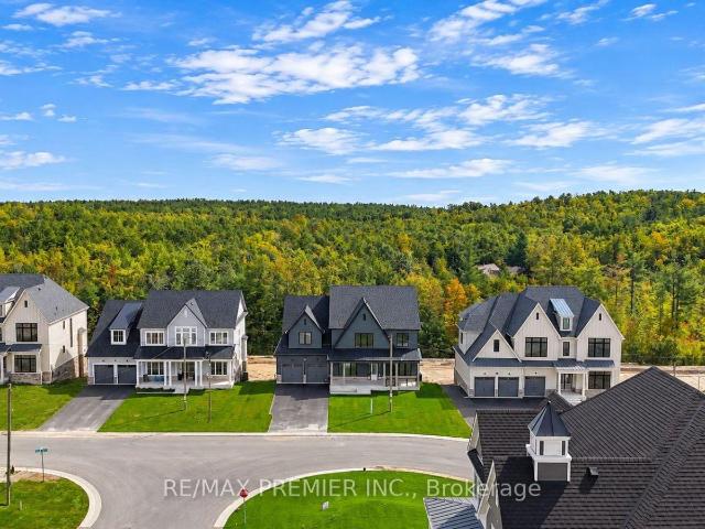 apartment at 90 PEARSALL PLACE, Oro Medonte, Ontario, L0L2L0
