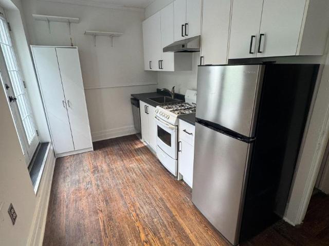 apartment at 920 WOODBINE AVENUE, Toronto, Ontario, M4C4B7