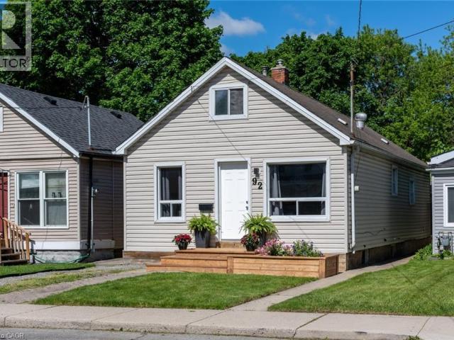 apartment at 92 EAST 24TH Street, Hamilton, Ontario, L8V2Y1