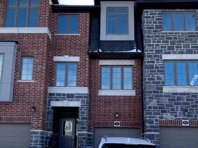 apartment at 92 MONARCH WOODS DRIVE, Kitchener, Ontario, N2P0K1
