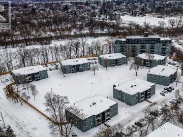 London, Ontario - Parking