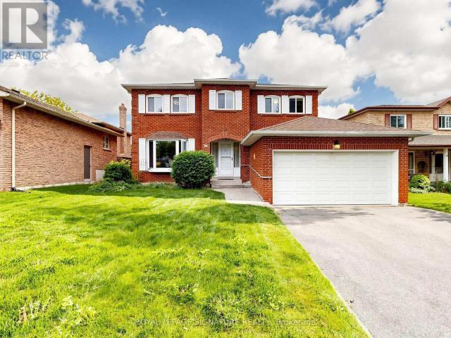 apartment at 94 HOWLETT AVENUE, Newmarket, Ontario, L3Y5S5