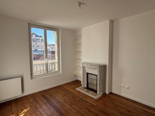 Apartment at 94 Vincennes, VINCENNES, 94300, France