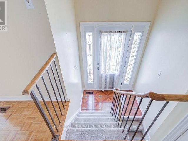 apartment at 9 CAPSTAN COURT, Toronto, Ontario, M3L2M9