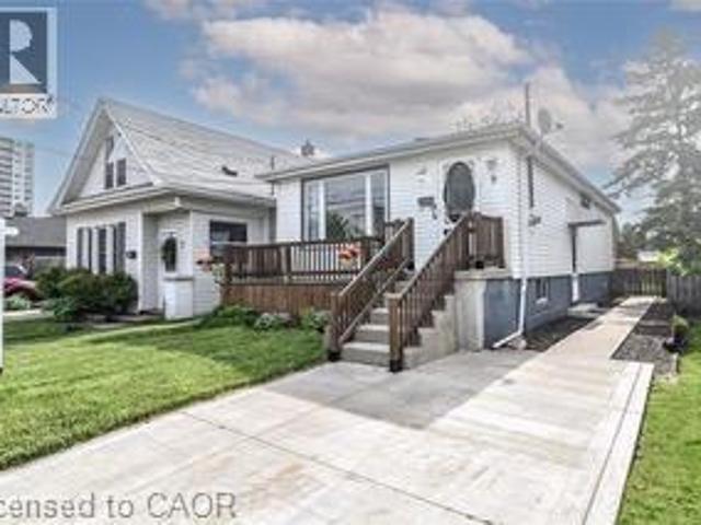 apartment at 9 EAST 33RD Street Unit# LOWER, Hamilton, Ontario, L8V3S9