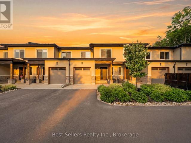 apartment at 9 HORIZON LANE, Huntsville, Ontario, P1H0G6
