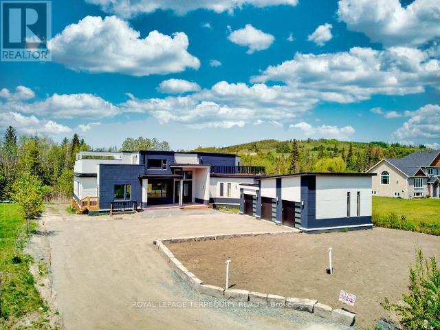 apartment at 9 RUSTLEWOOD AVENUE, Kawartha Lakes, Ontario, L0A1A0