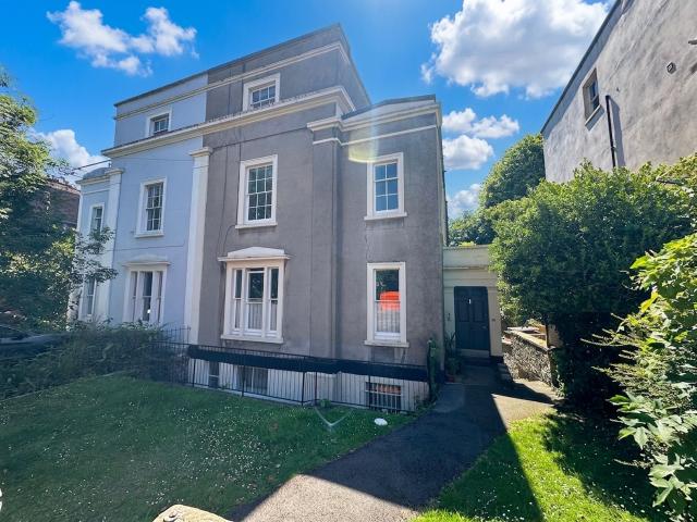 apartment at Cotham, Cotham Road, BS6 6DP