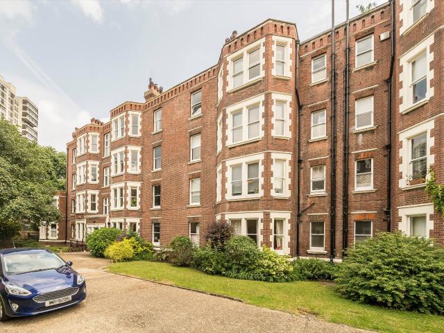Apartment at Councillor Street, Greater London