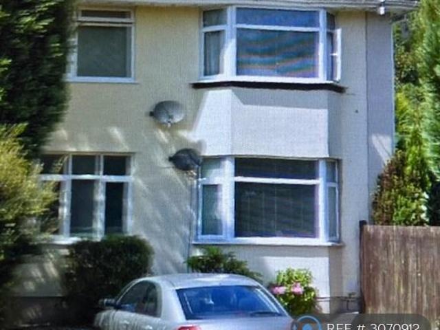 Apartment at Coy Pond Road, Poole