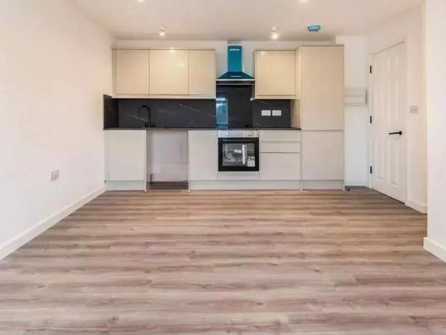 Apartment at Cobham Road, Mole Valley