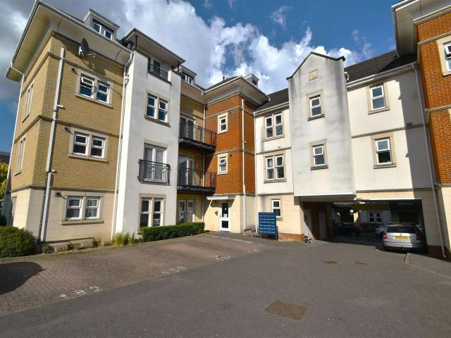 Apartment at Cochrane Drive, Dartford