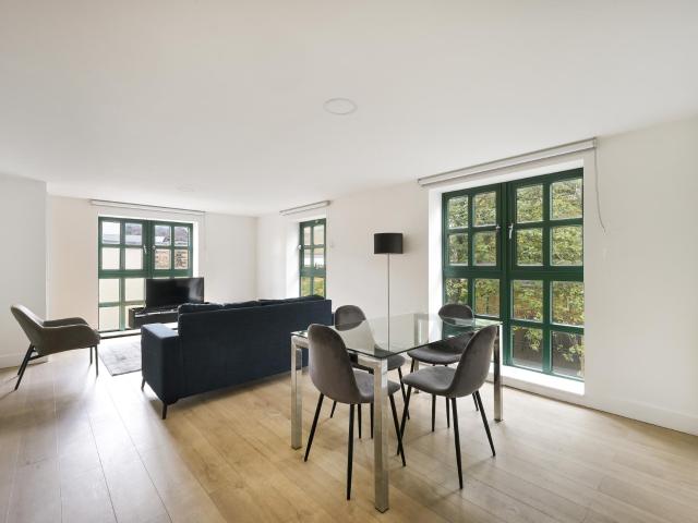 Apartment at Cold Harbour, Greater London