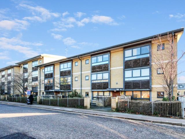 Apartment at Coleridge Road, Cambridge