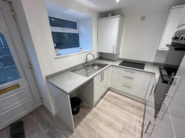 Apartment at Commercial Street, Ferndale