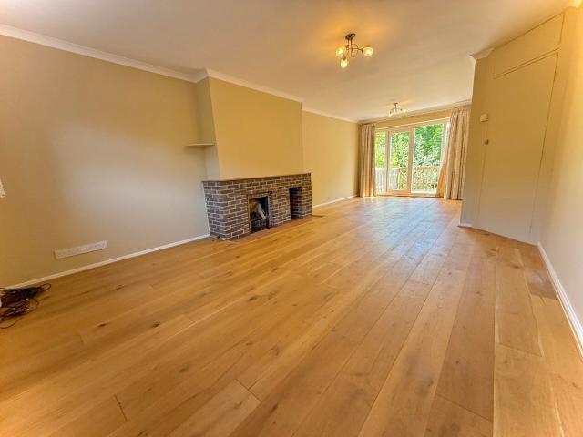 Apartment at Coniston Avenue, Royal Tunbridge Wells
