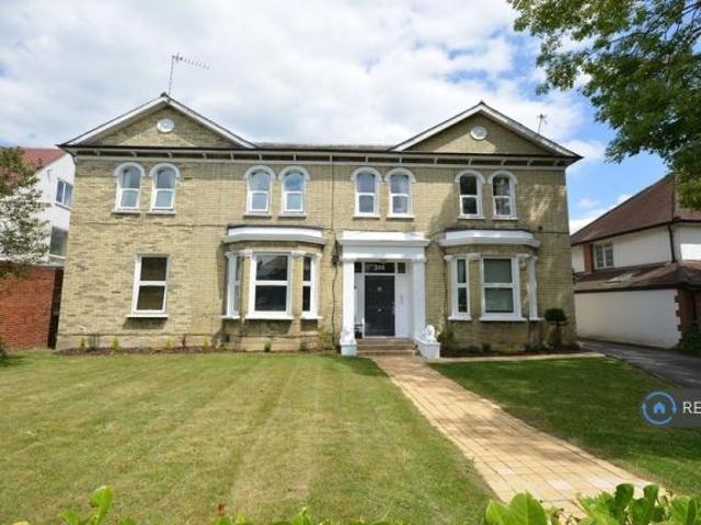 Apartment at Coombe Lane, Greater London