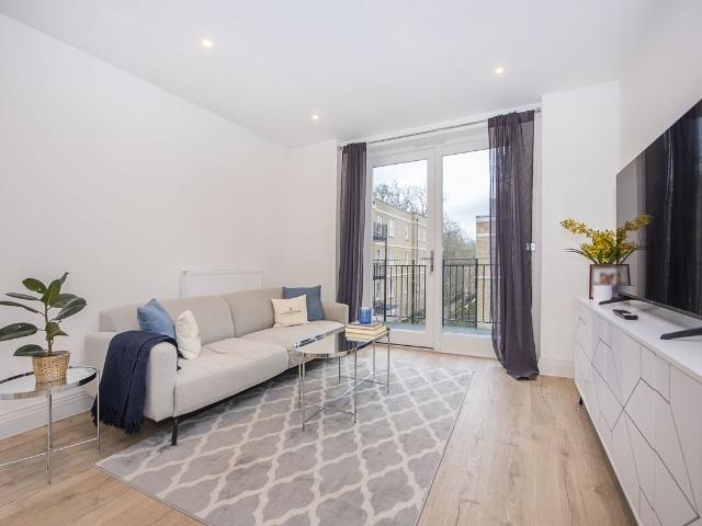 Apartment at Copse Hill, Greater London