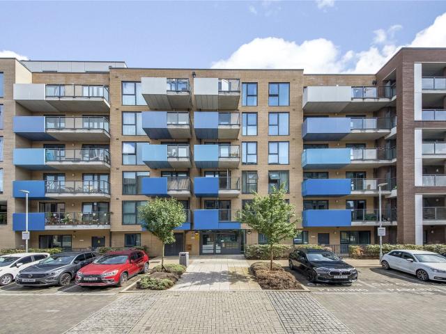 Apartment at Copperwood Place, Greater London
