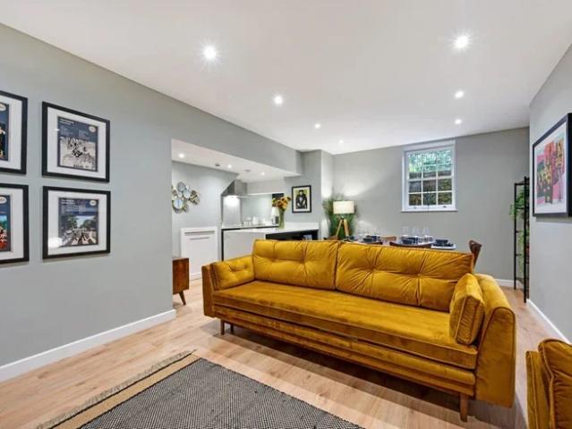 Apartment at Catharine Street, Liverpool