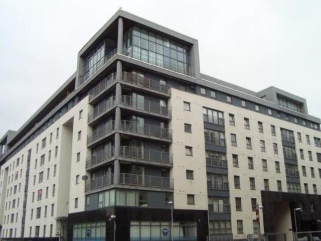 Apartment at Cathcart Road, Glasgow