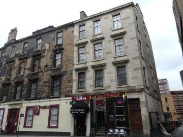 Apartment at Cathcart Road, Glasgow