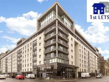Apartment at Cathcart Road, Glasgow