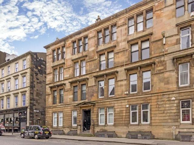Apartment at Cathcart Road, Glasgow