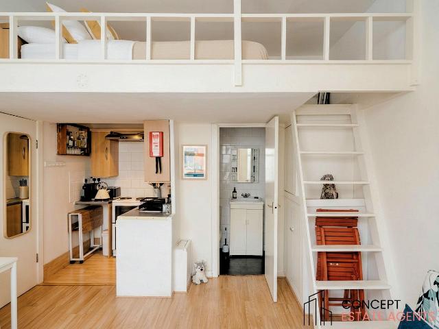 Apartment at Cathles Road, Greater London