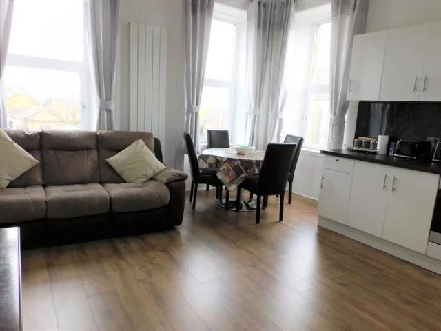 Apartment at Causeyside Street, Paisley