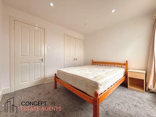 Apartment at Cavendish Road, Greater London