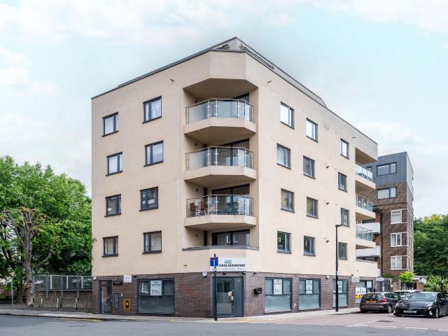 Apartment at Cavell Street, Greater London