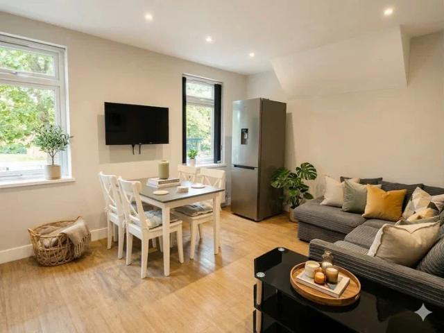 Apartment at Caversham Road, Reading